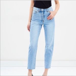 margot cropped straight leg jean